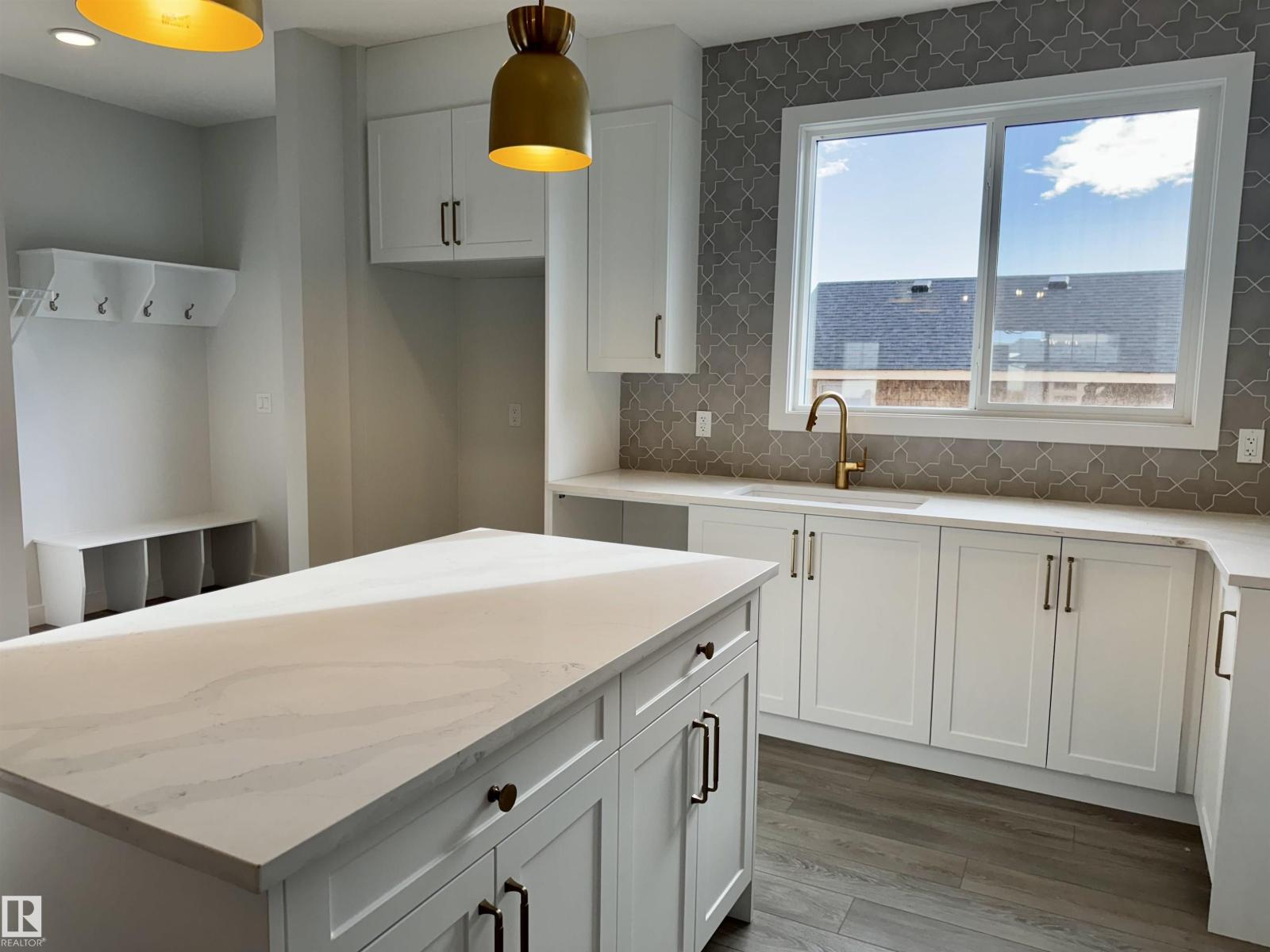 3317 ROY BROWN WY NW