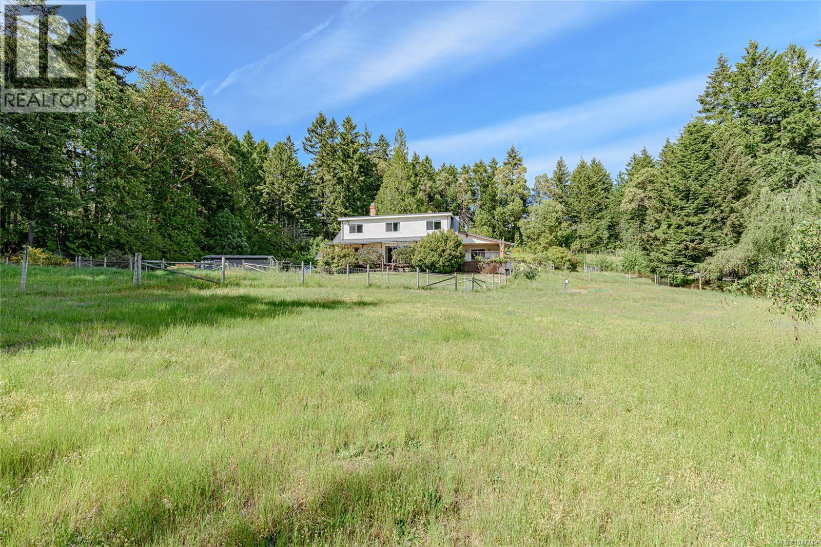896 Chapman Rd