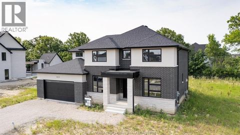 4410 CATERINA LaSalle ON N9H0N3