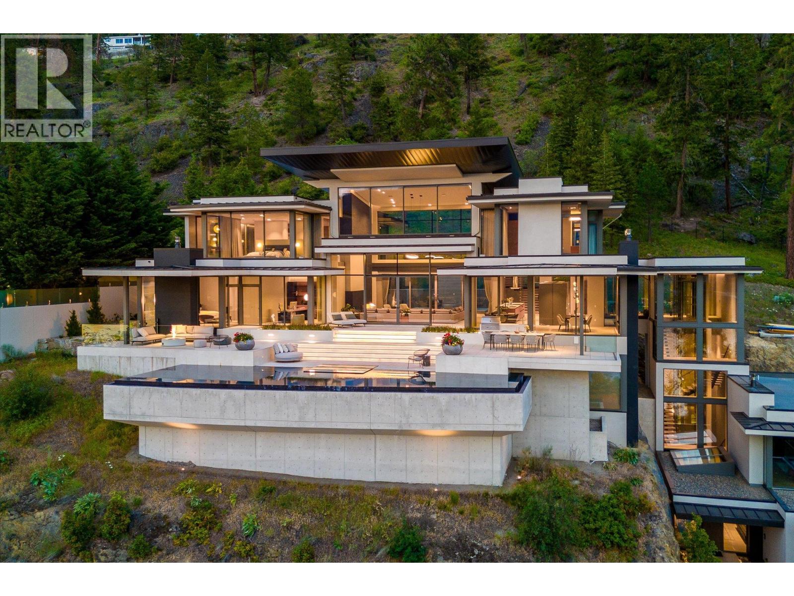 180 Sheerwater Court Unit# 20