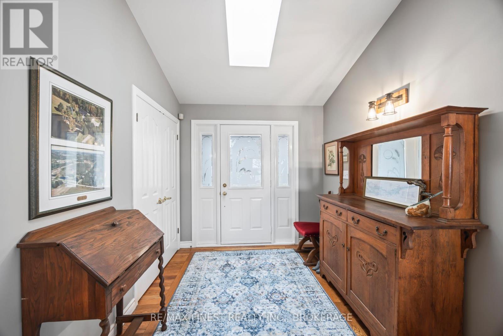 6 VANSTON ROAD