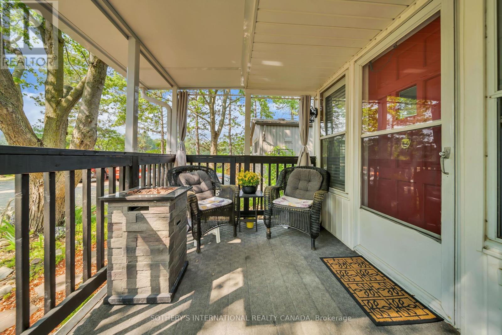 9 - 580 BEAVER CREEK ROAD