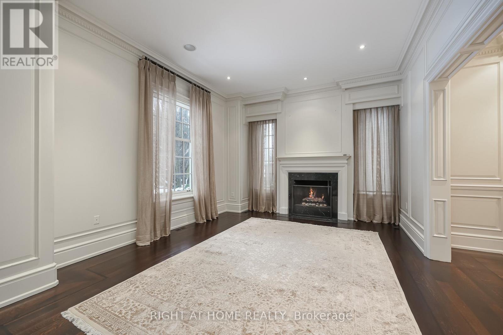 41 OLD FOREST HILL ROAD