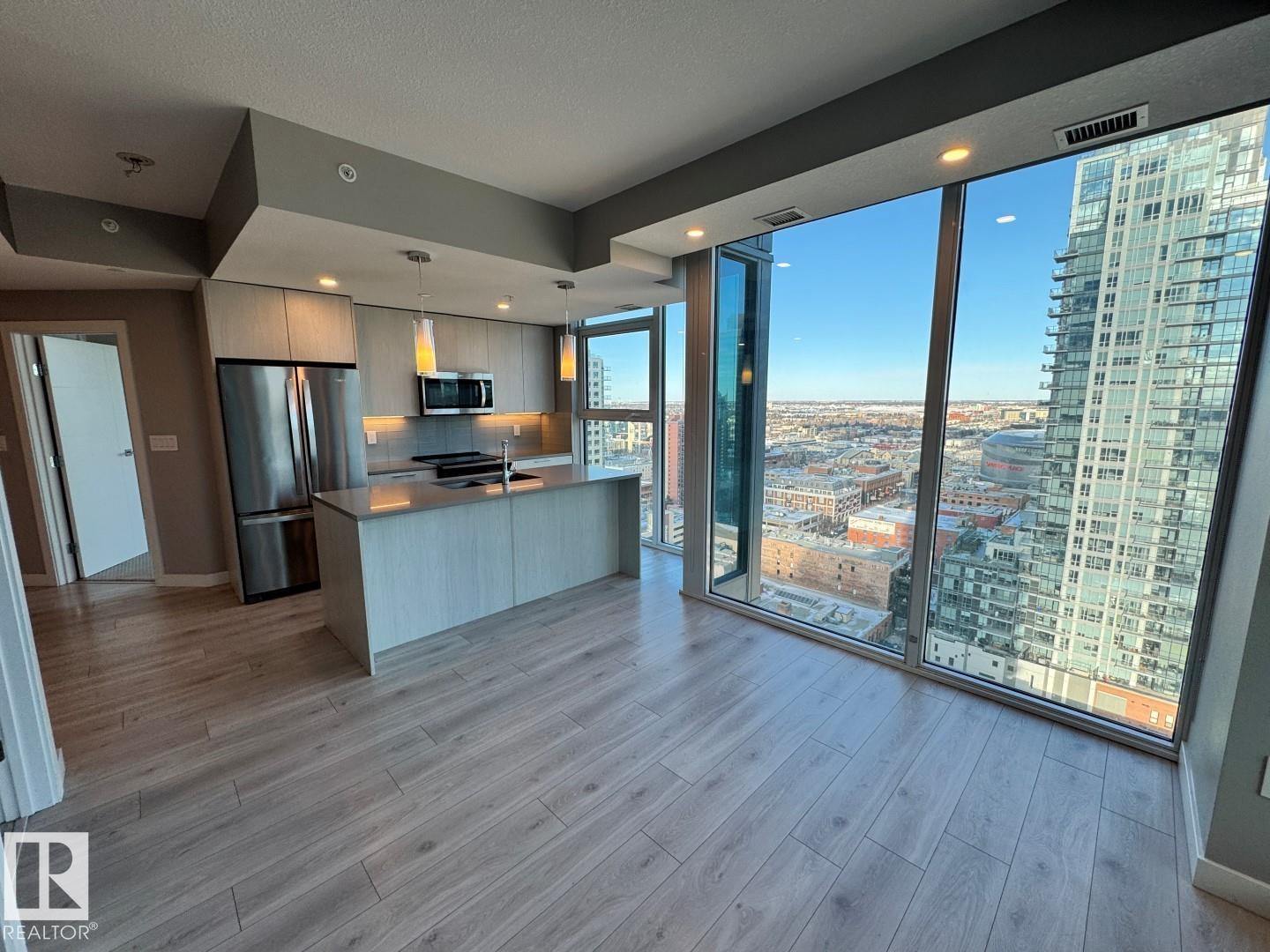 #2103 10180 103 ST NW