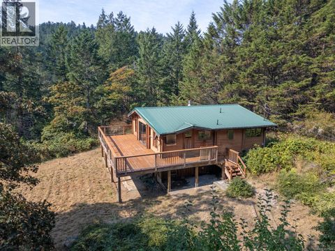 4531 Bedwell Harbour Rd Pender Island BC V0N2M1