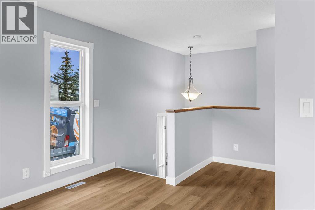 2, 532 First Street Street E