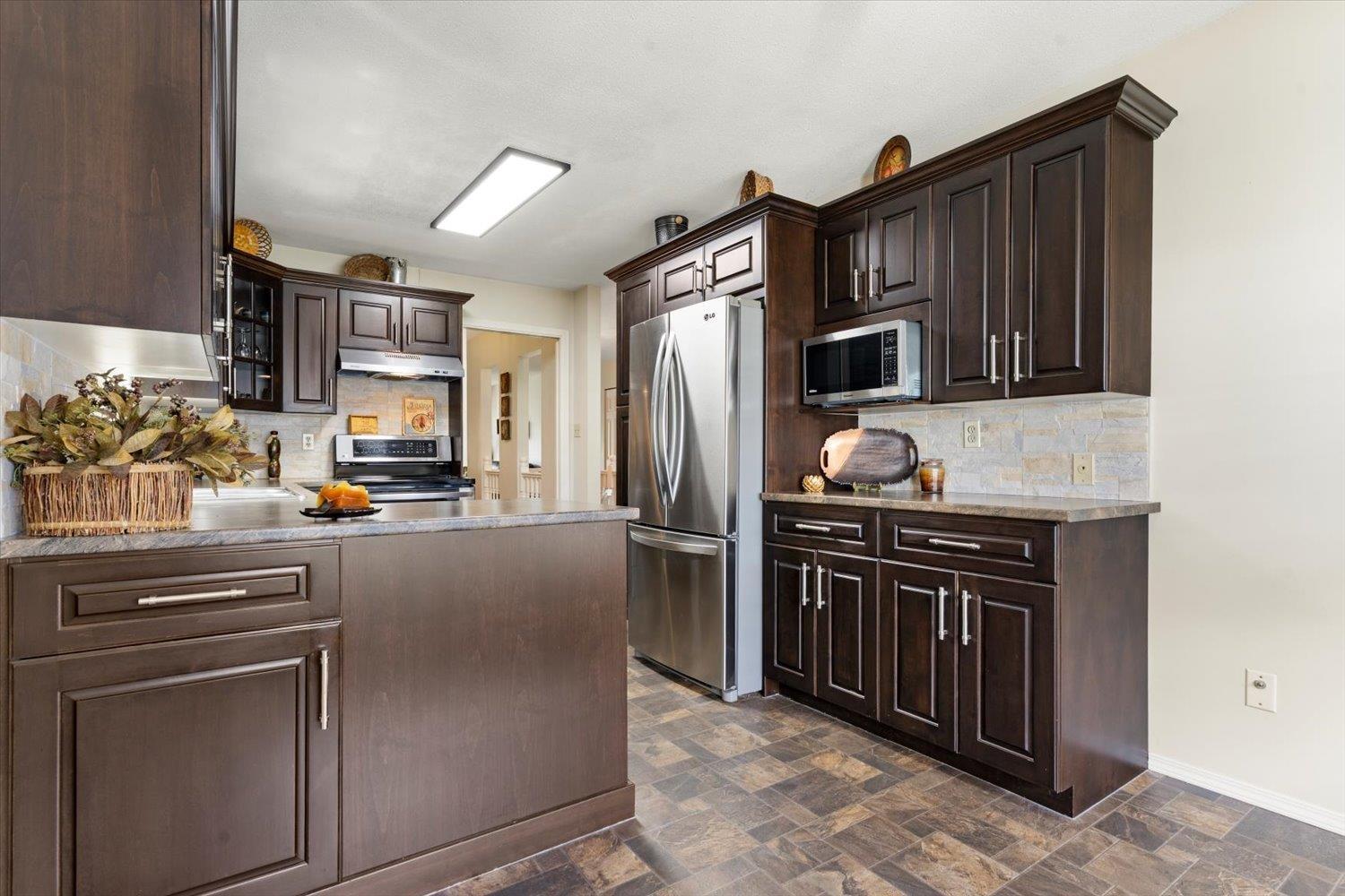14 33922 KING ROAD