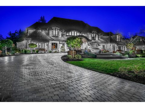 13283 56 AVENUE Surrey BC V3X2Z5