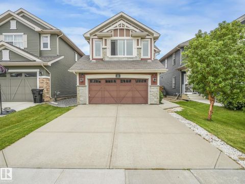 3621 CHERRY LI SW Edmonton AB T6X2B2