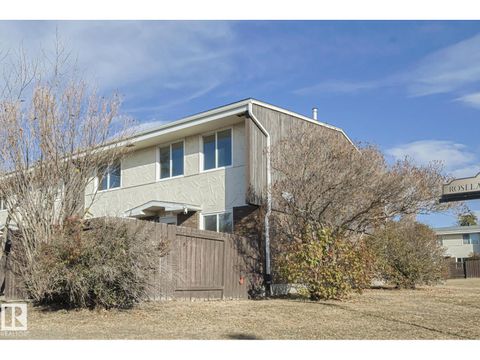 231 ROSELAND VG NW Edmonton AB T5E5R6