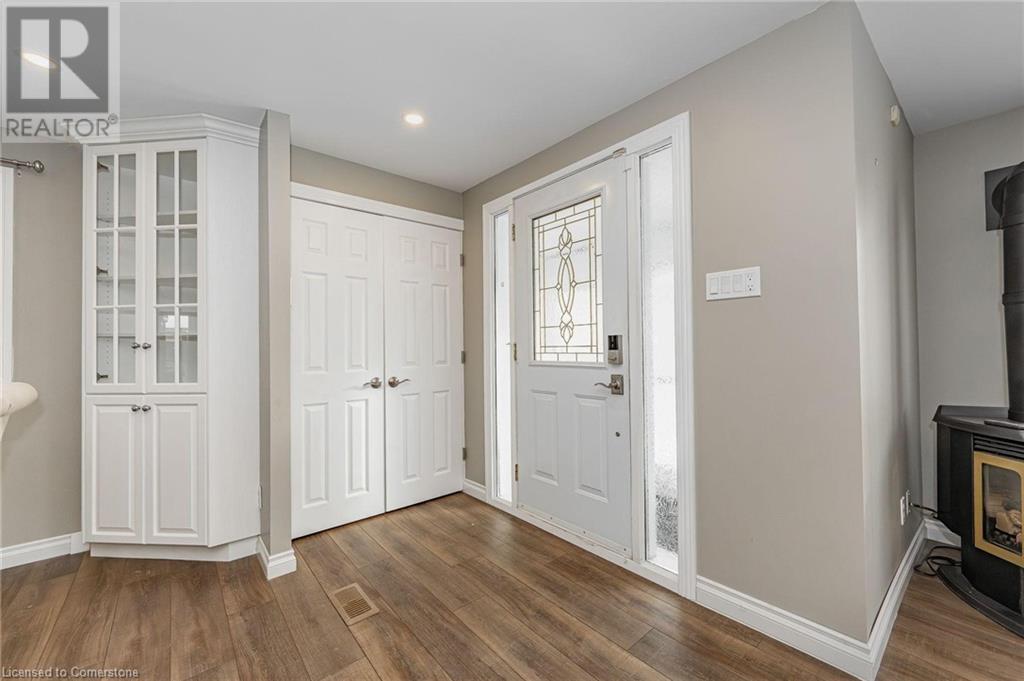 6 STIRLING Place