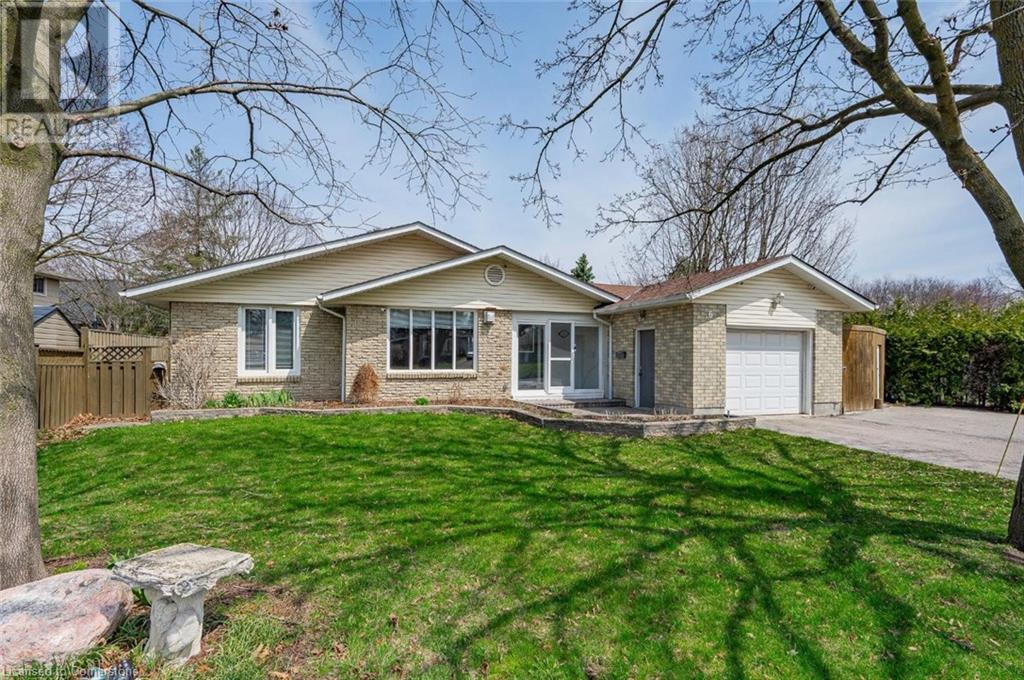 6 STIRLING Place