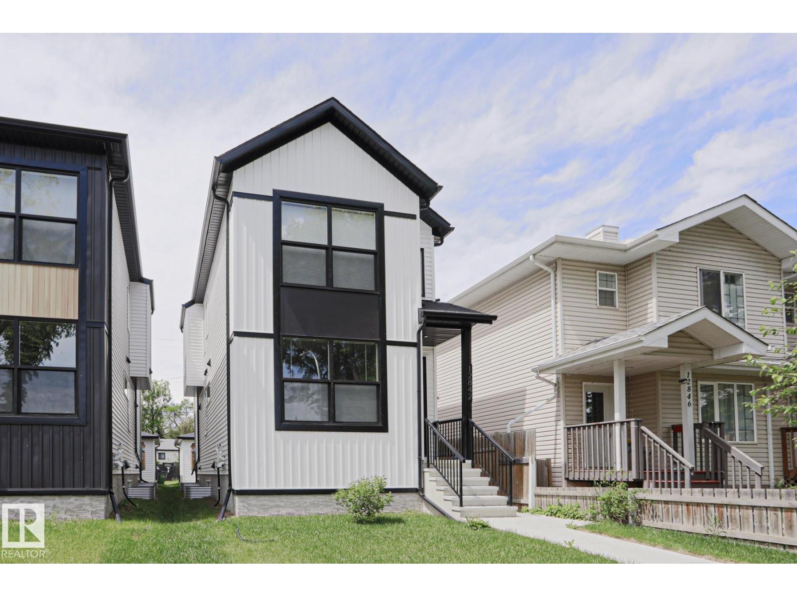 12842 121 ST NW