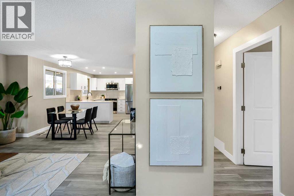 467 Berkley Crescent NW