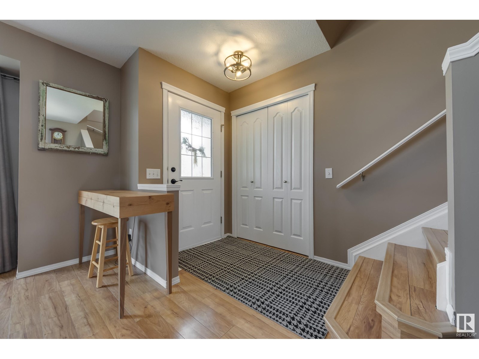 25 HIGHWOOD BV