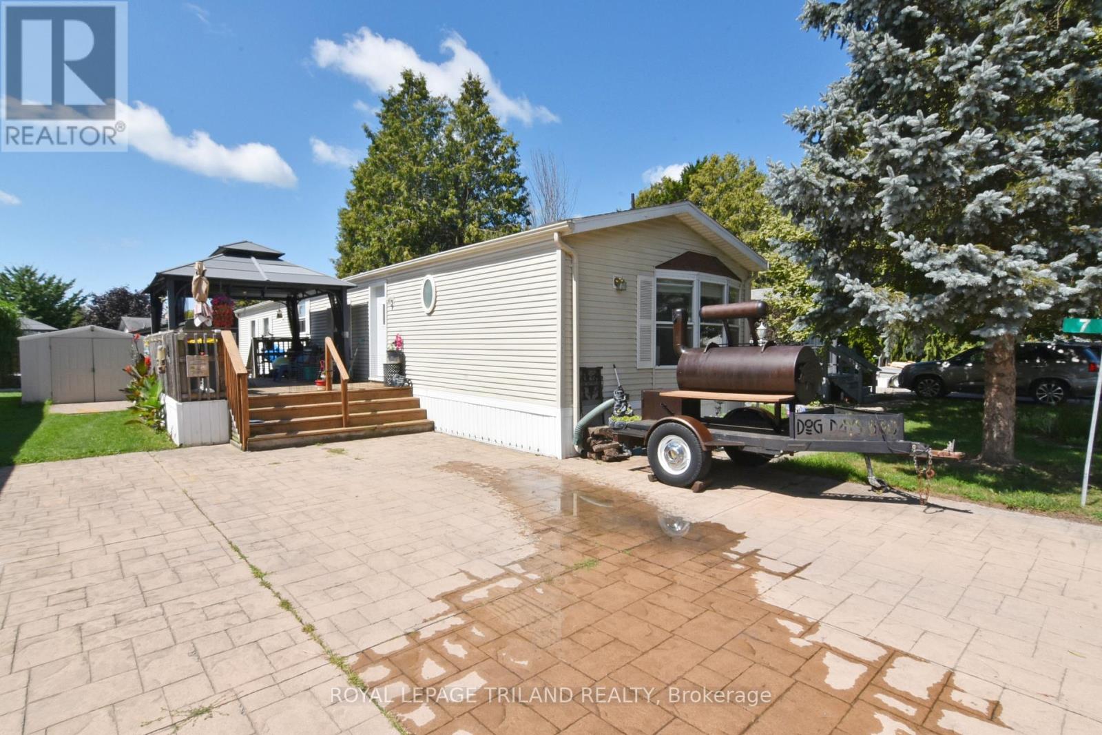 7 - 9385 IPPERWASH ROAD