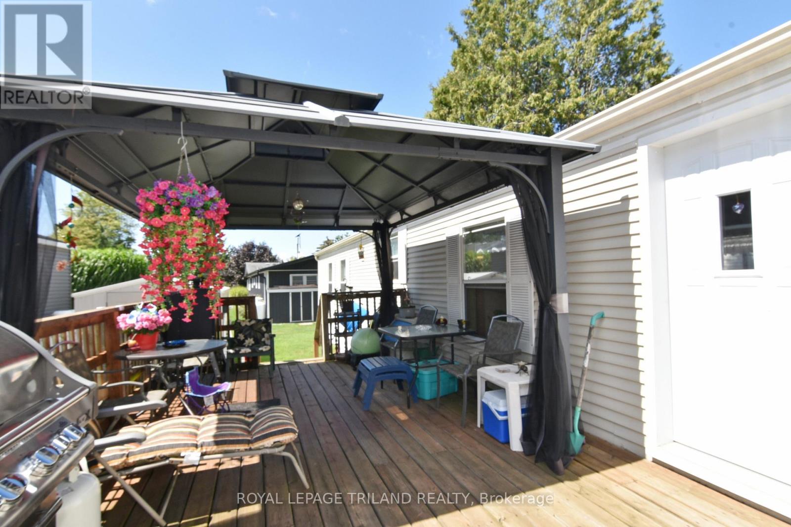 7 - 9385 IPPERWASH ROAD