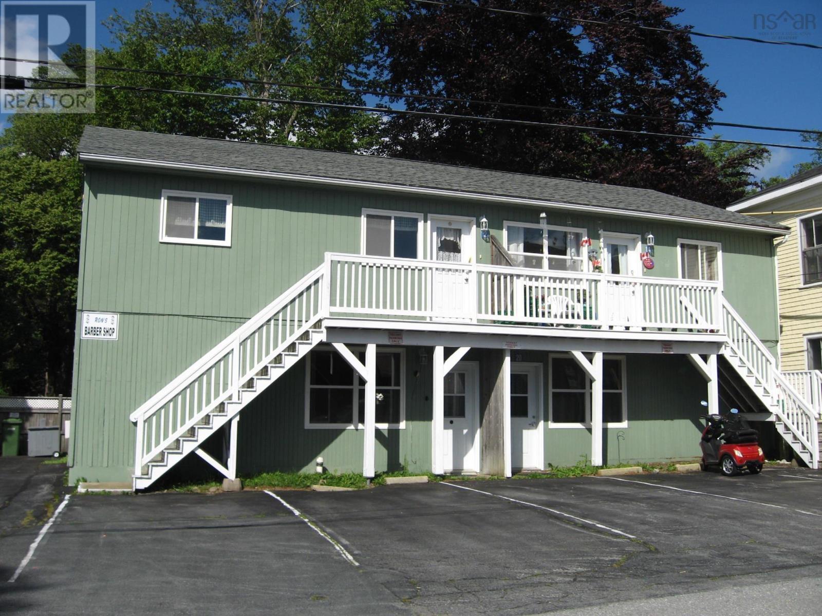 Photo 1 of 20 — 20 Carten Street, Liverpool, NS B0T1K0
