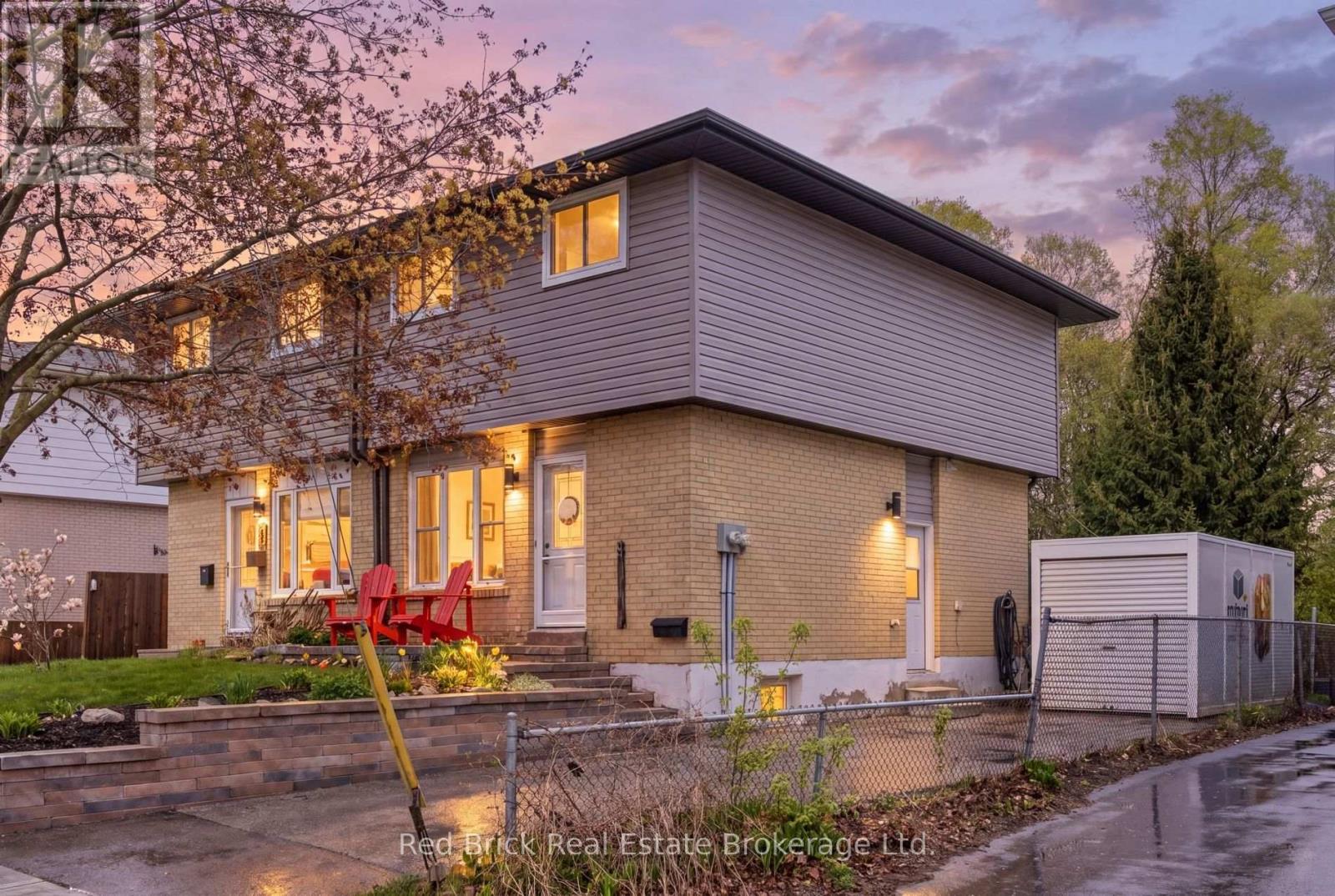 51 CLEMENS AVENUE