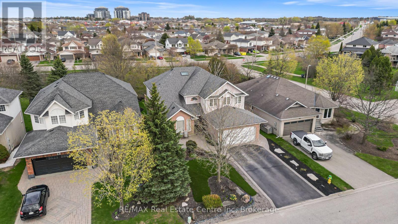 6 JEAN ANDERSON CRESCENT