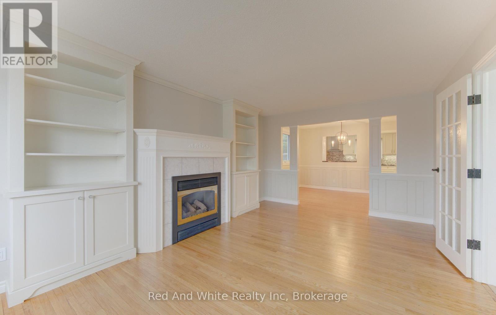 34 FOREST GLEN COURT