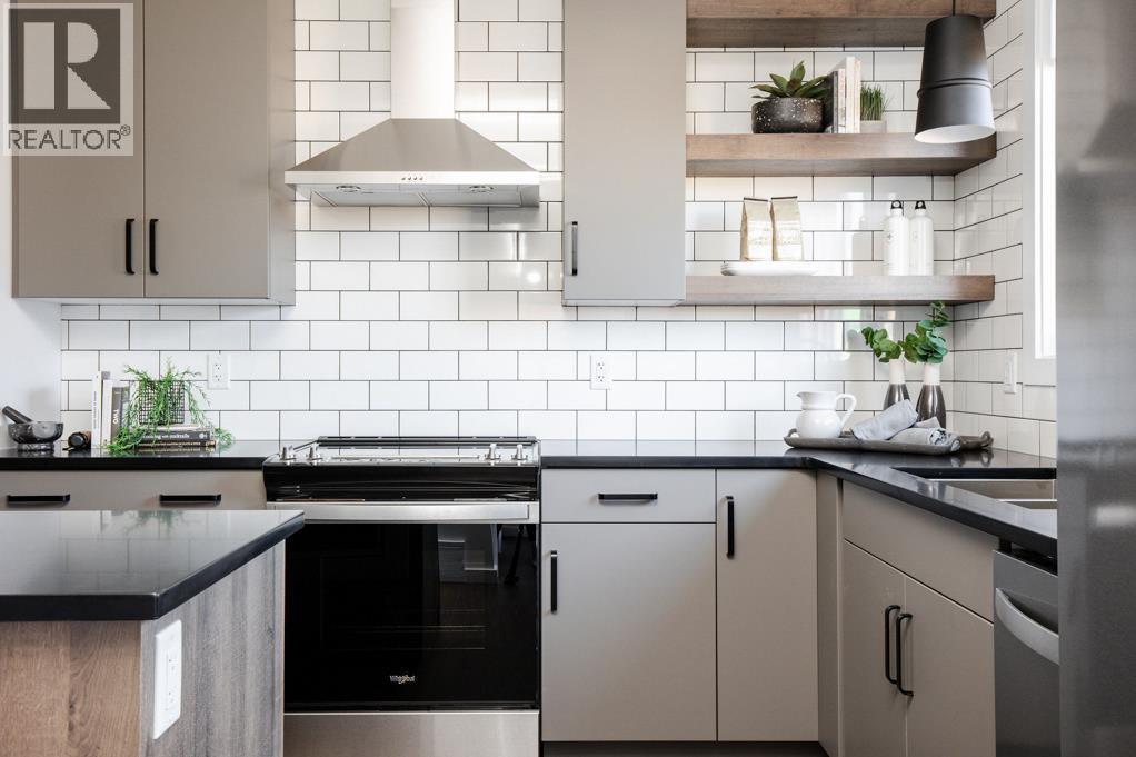 231 Savoy Landing SE