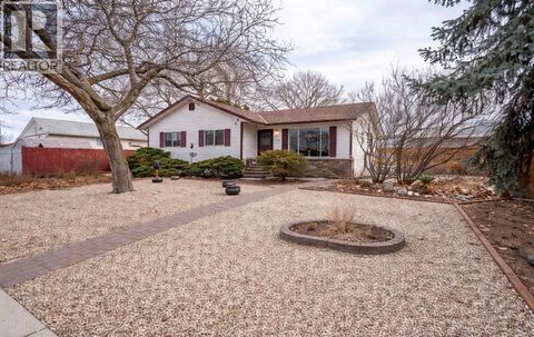 2052 Atkinson Street Penticton BC V2A8H5