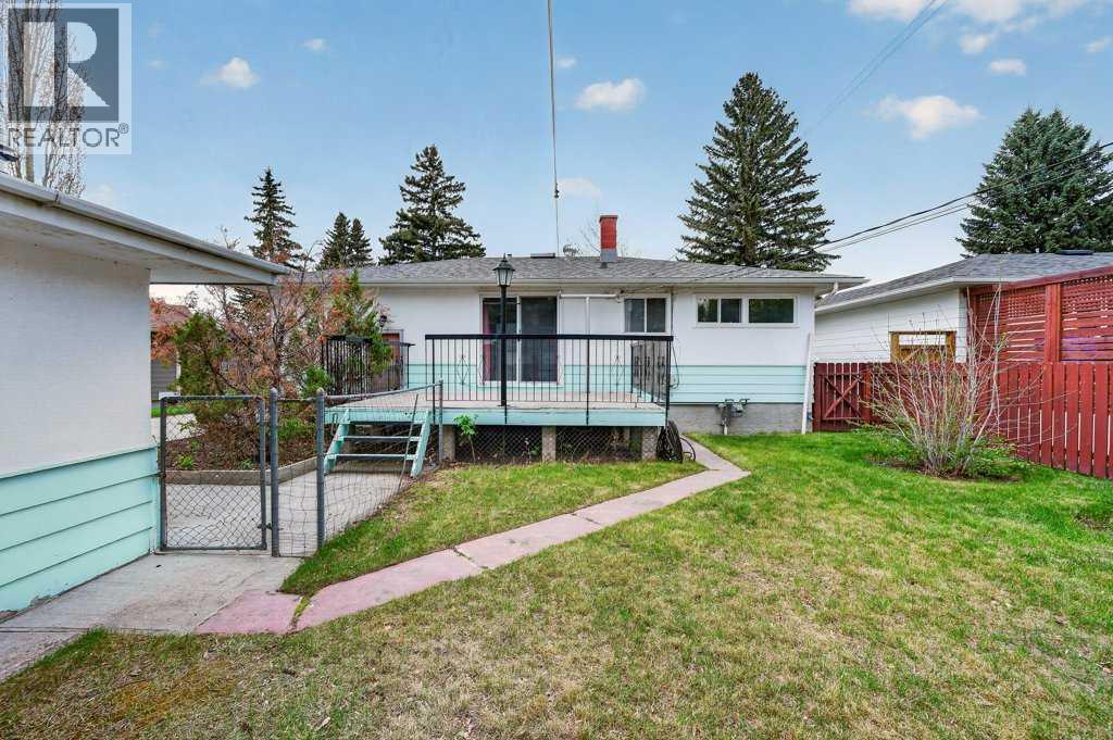 83 Ferncliff Crescent SE