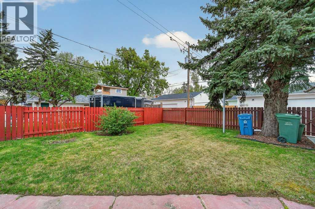 83 Ferncliff Crescent SE