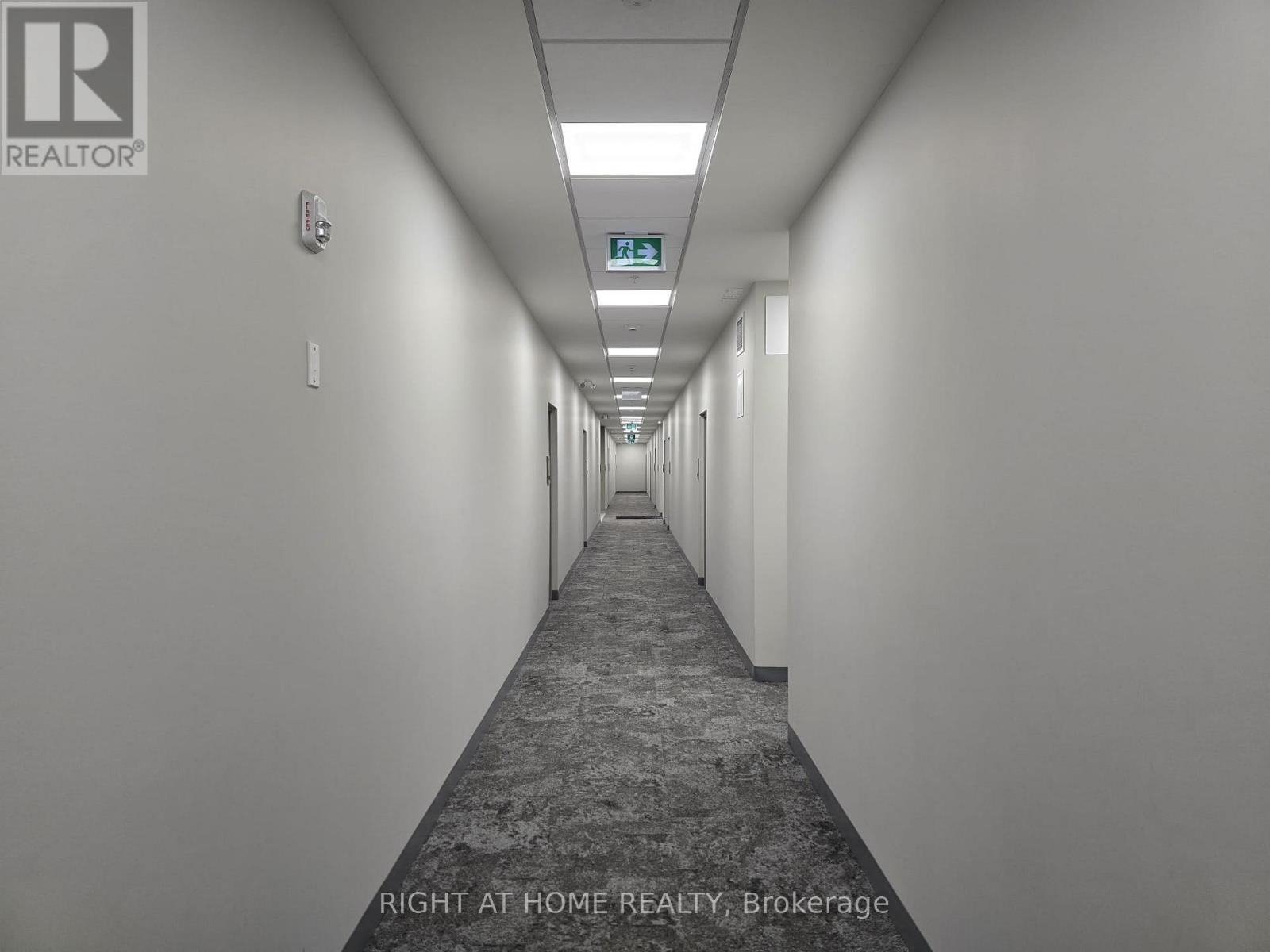 103 - 1101 LACKNER PLACE