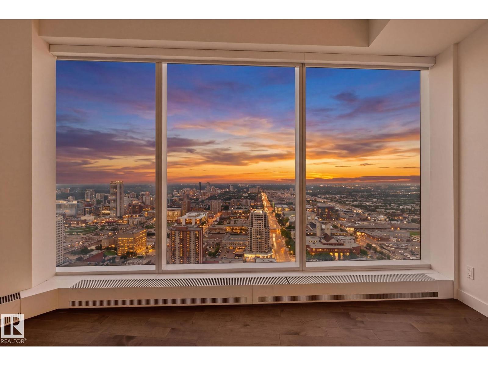 #3411 10360 102 ST NW