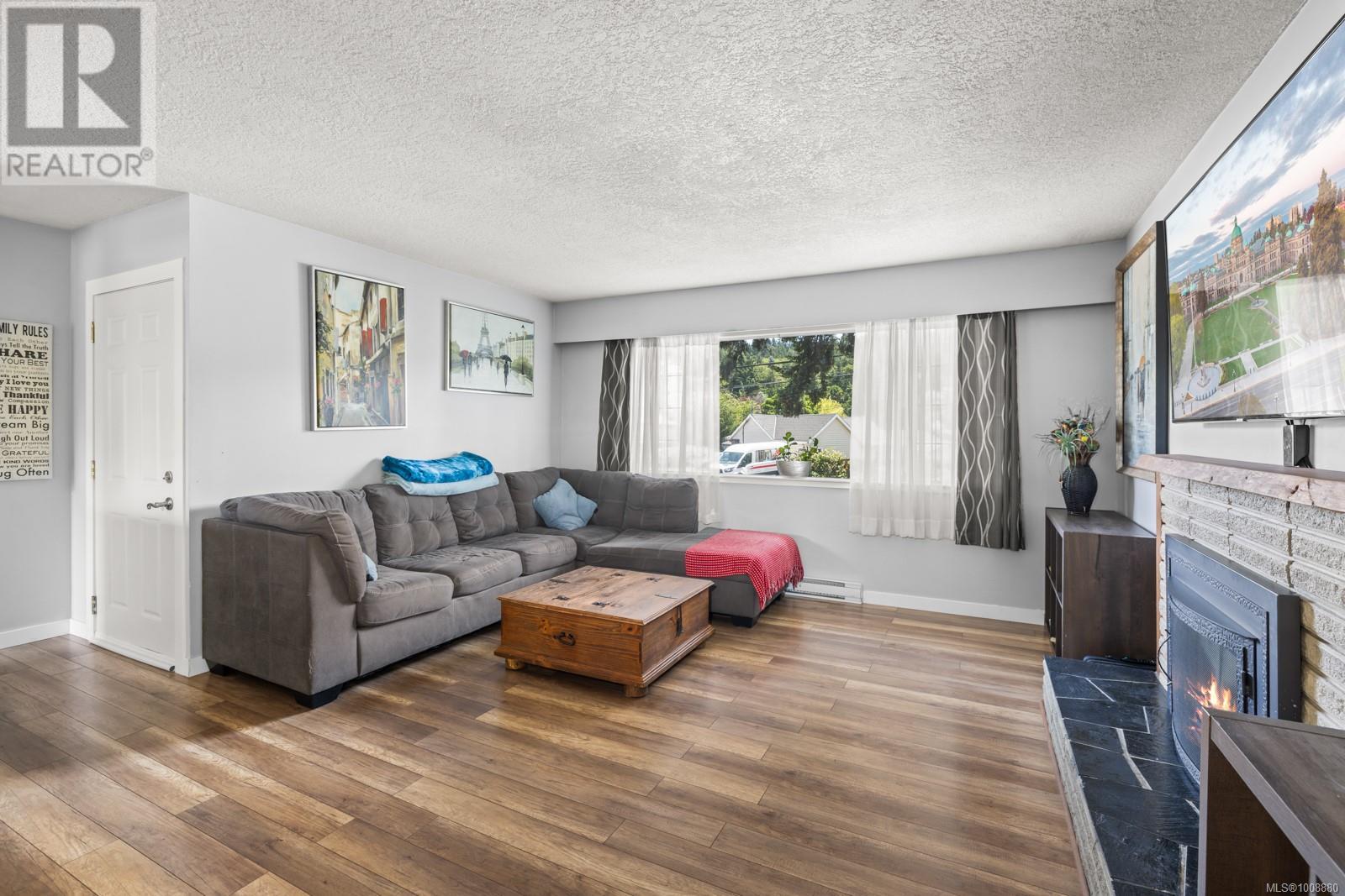 2640 Sooke Rd