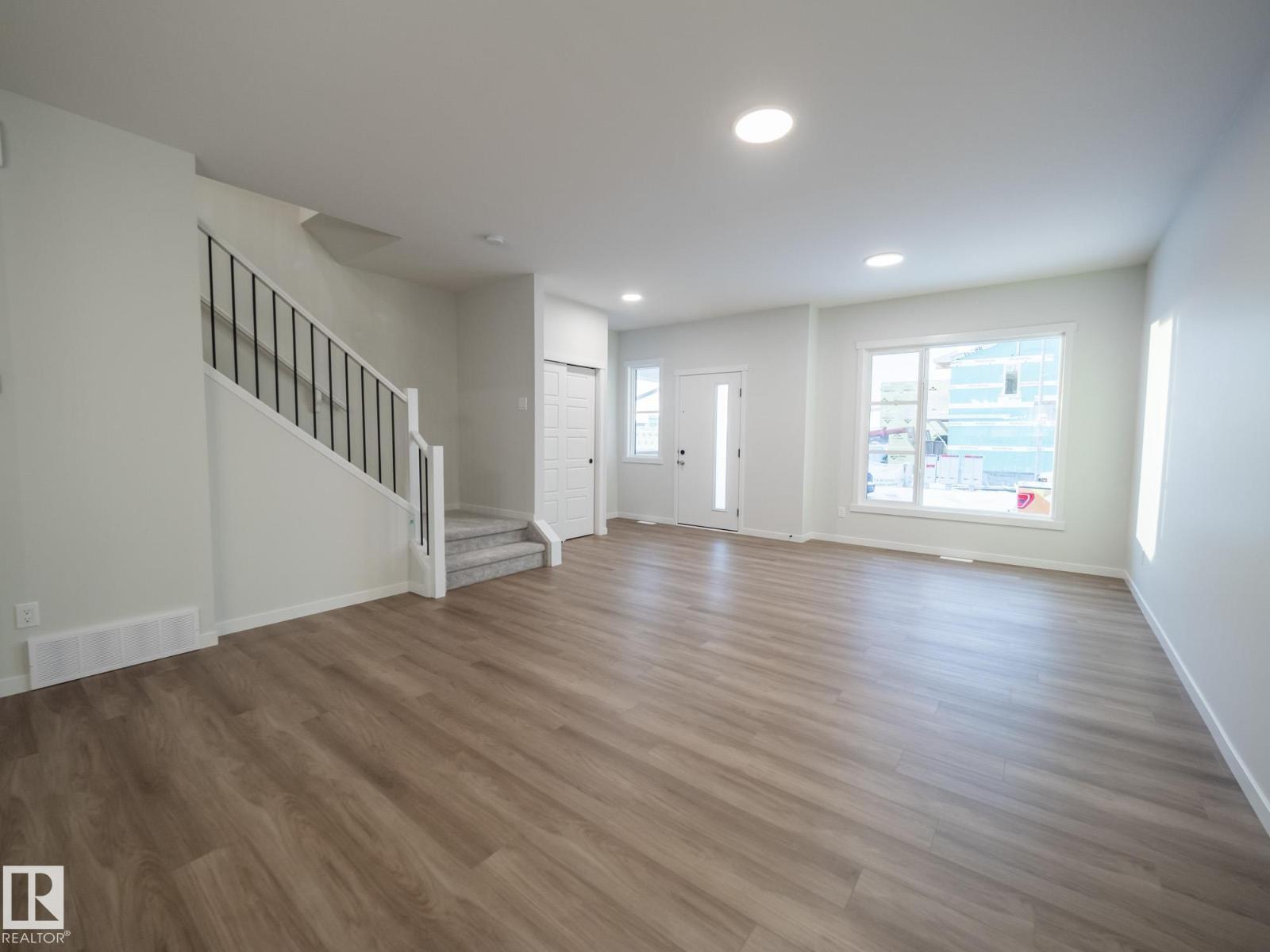 3222 DALLAS SCHMIDT DR NW