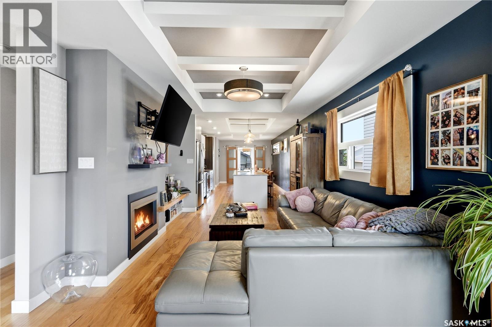 450 Bentley COURT