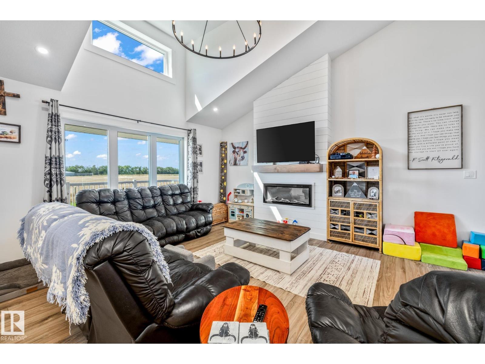 59351 Range Road 155