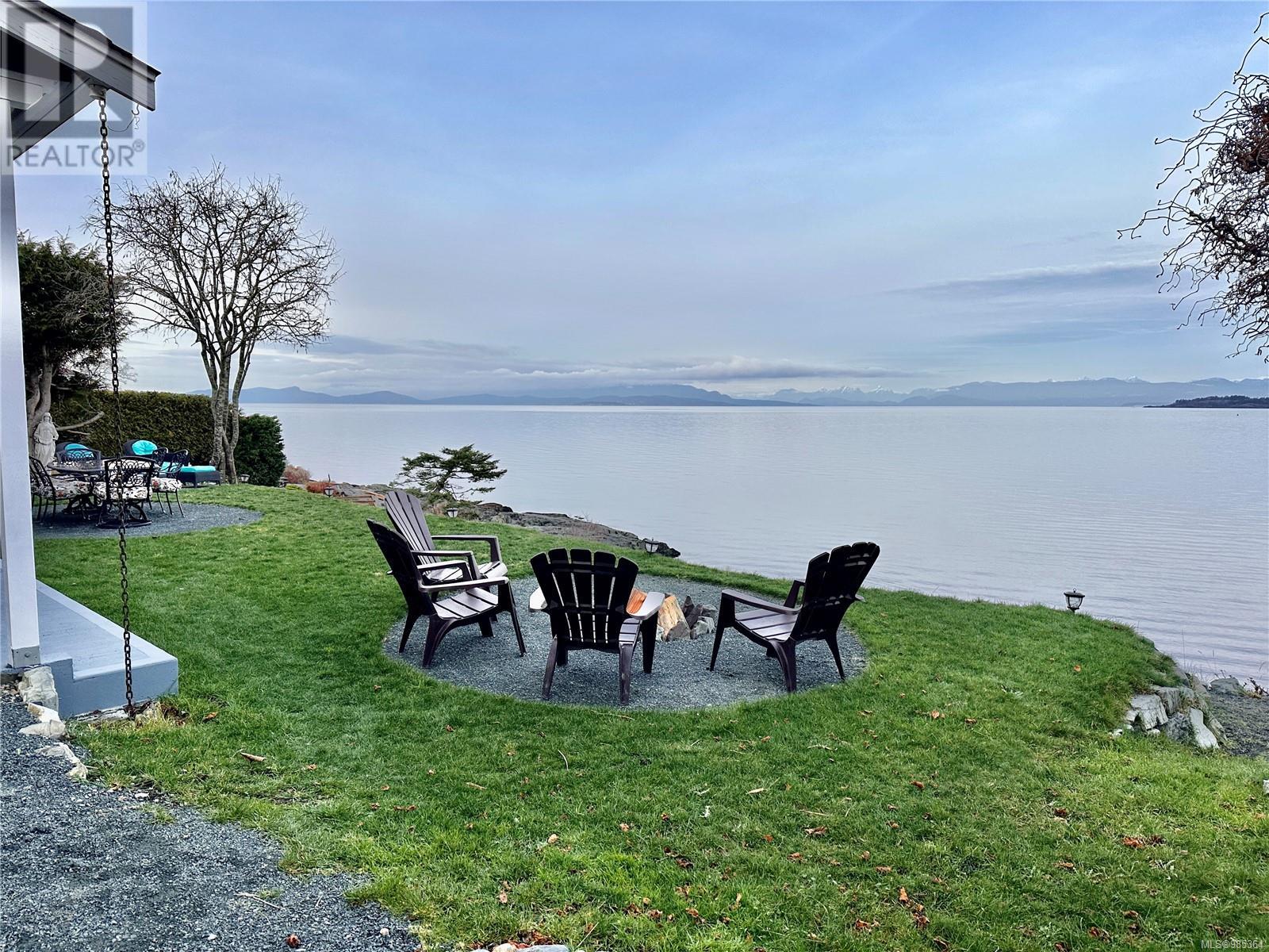 1412 Reef Rd
