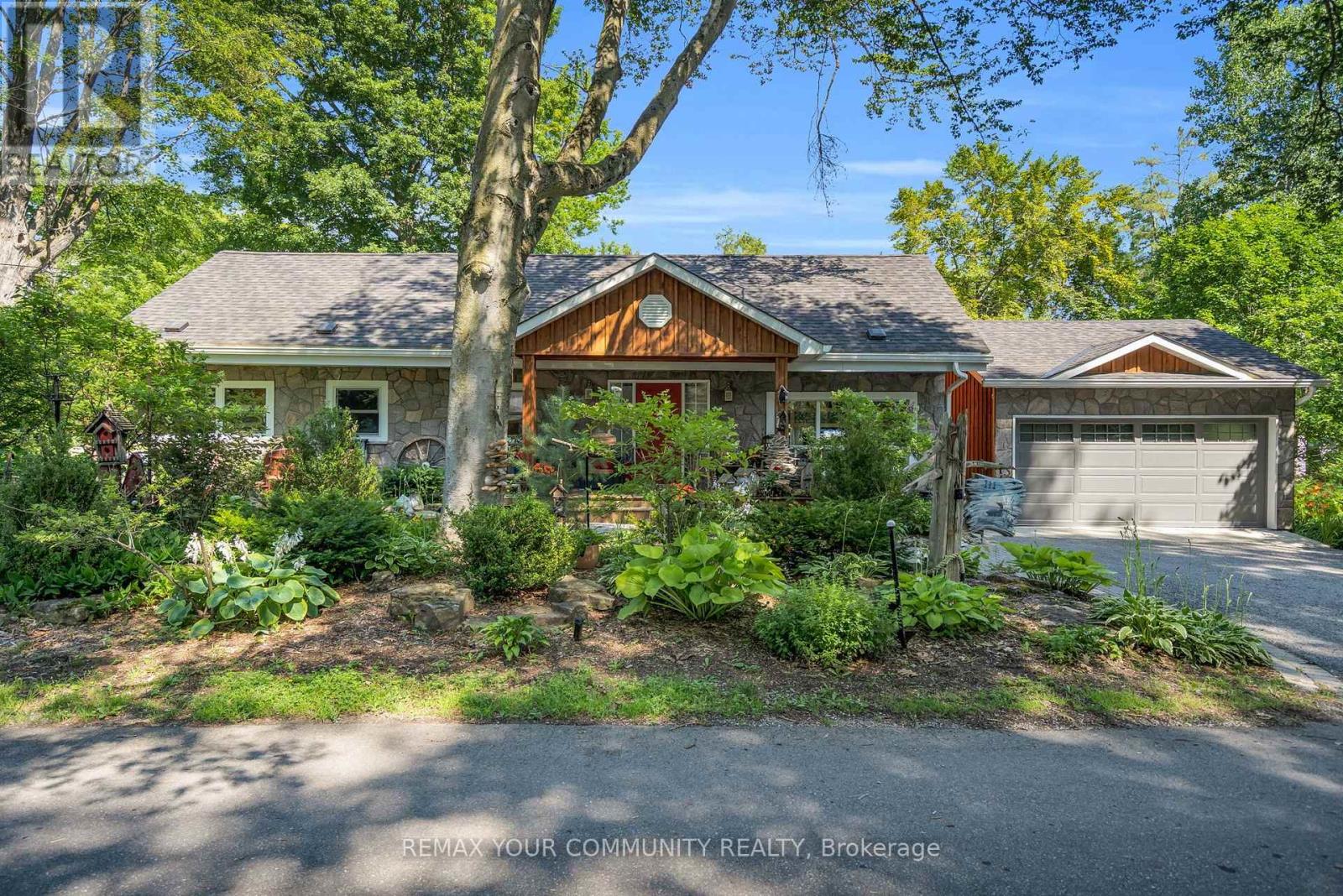 111 SIBBALD CRESCENT
