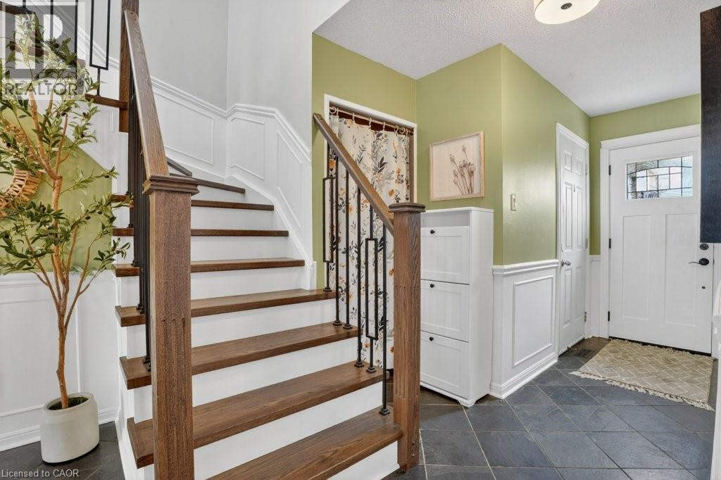 54 DEERWOOD Crescent