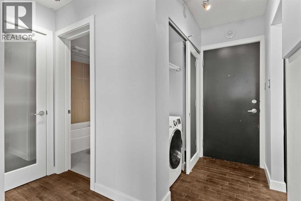 106, 1904 10 Street SW