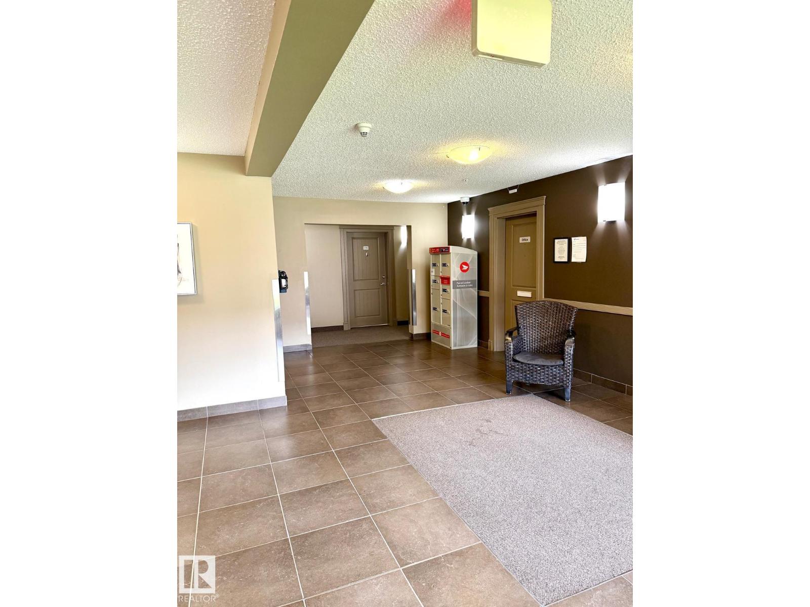 #412 13908 136 ST NW
