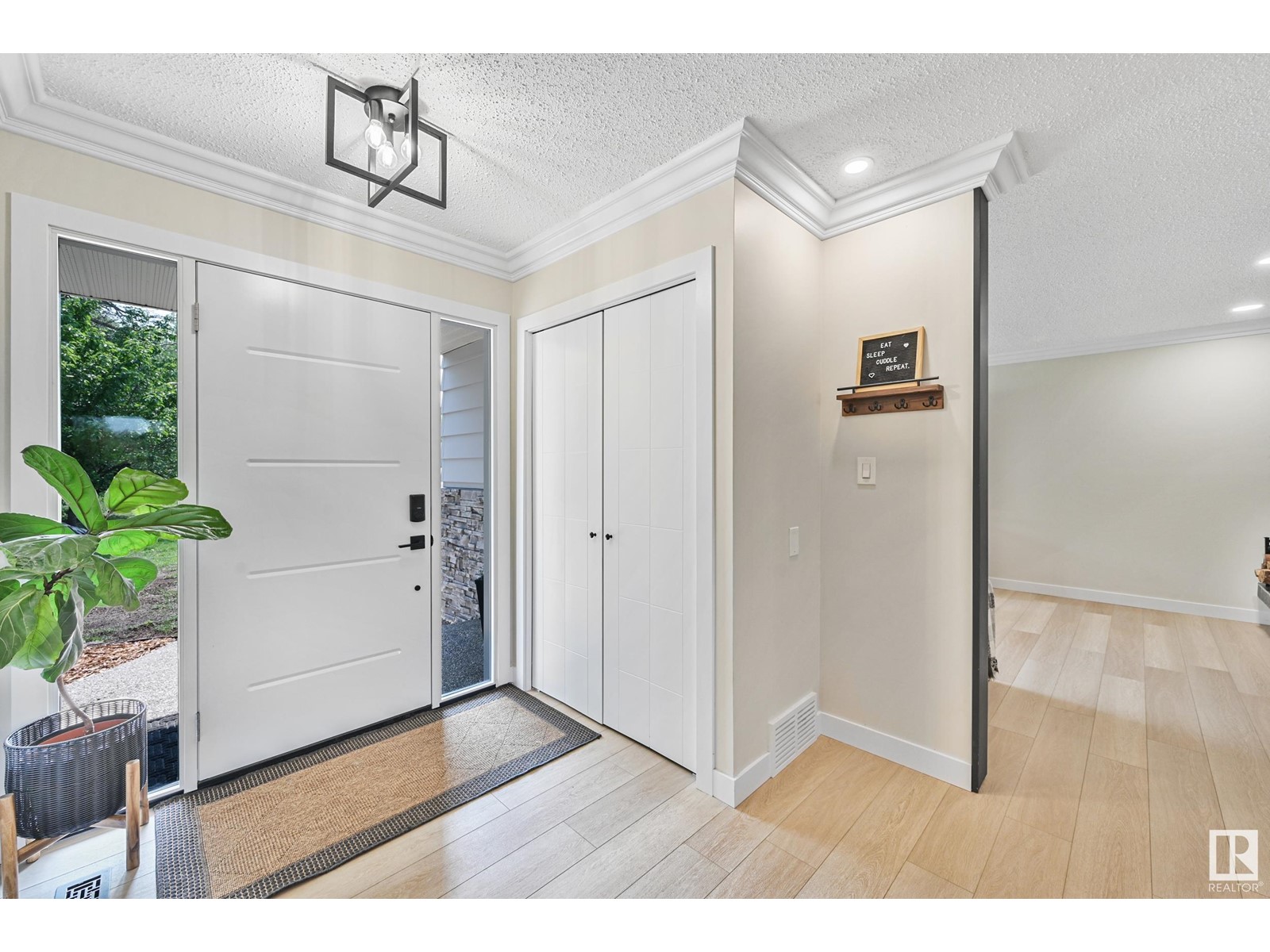 #12 55305 RGE ROAD 242