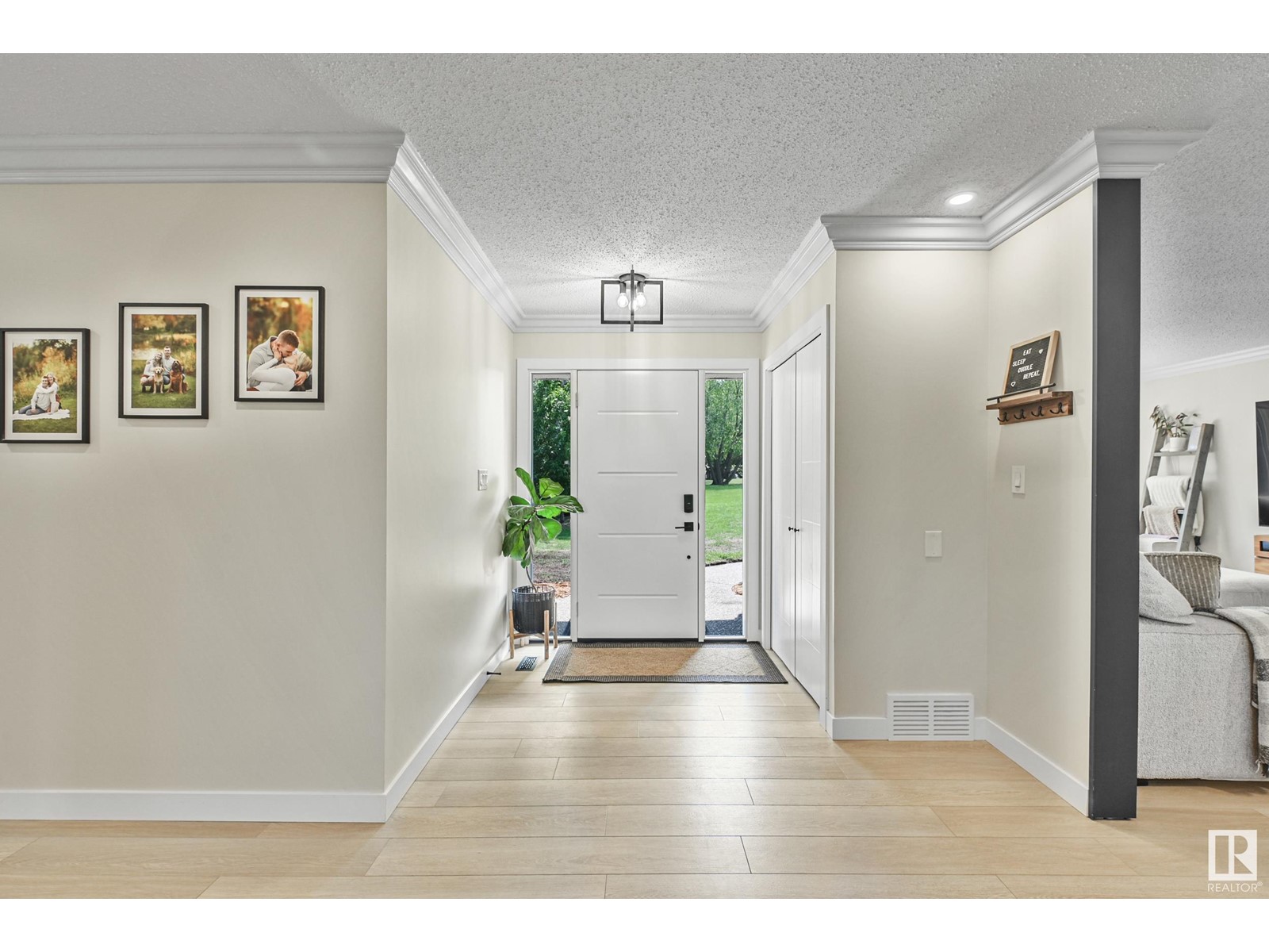 #12 55305 RGE ROAD 242