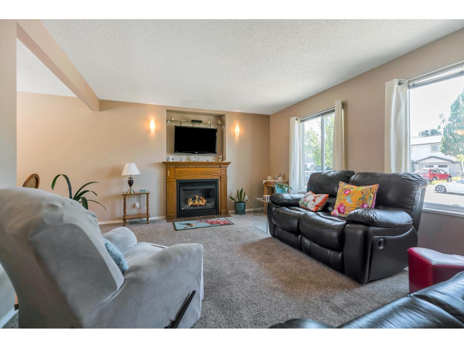 3838 CHADSEY CRESCENT