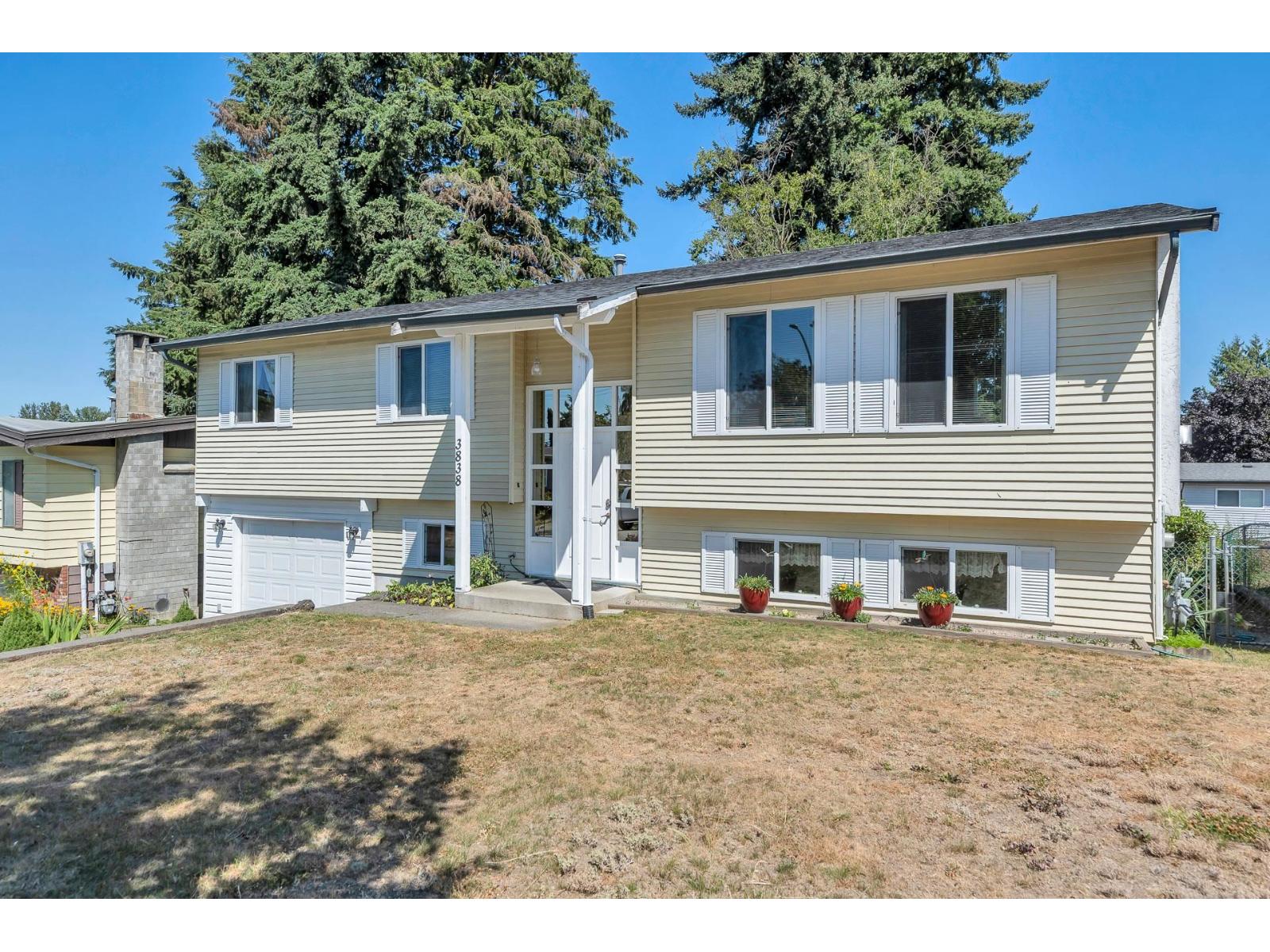 3838 CHADSEY CRESCENT