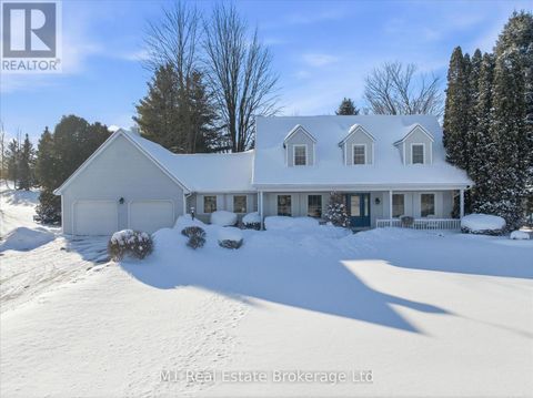 Property photo of 28 weneil drive, hamilton (freelton), ON l8b0z6
