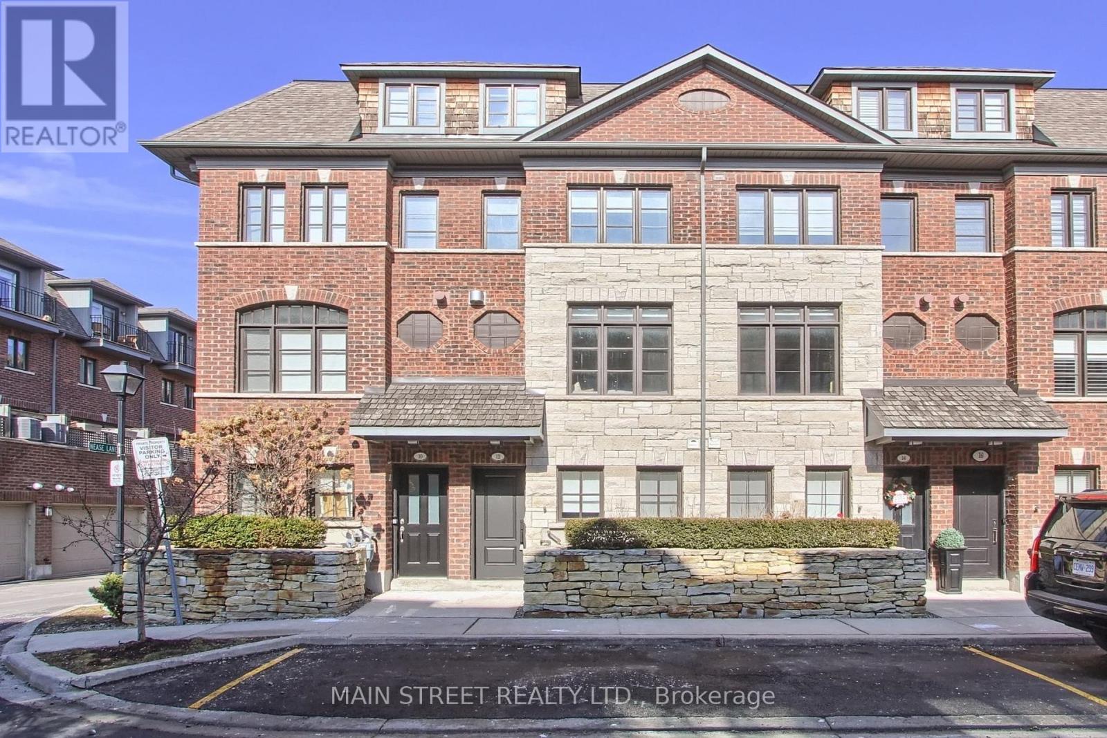 Photo 1 of 50 — 27 - 12 POWSELAND CRESCENT Unit 27, Vaughan (West Woodbridge), ON L4L0C5