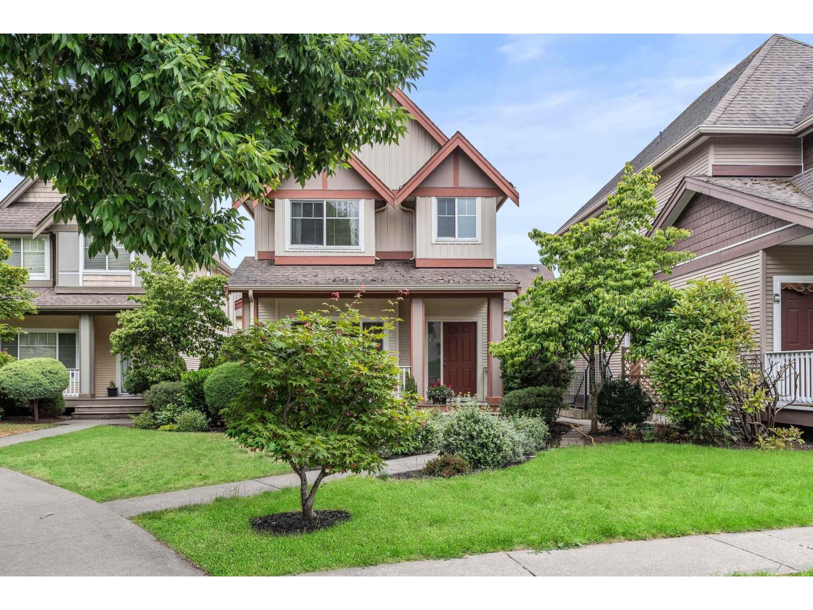 3 45450 SHAWNIGAN CRESCENT|Garrison Crossing