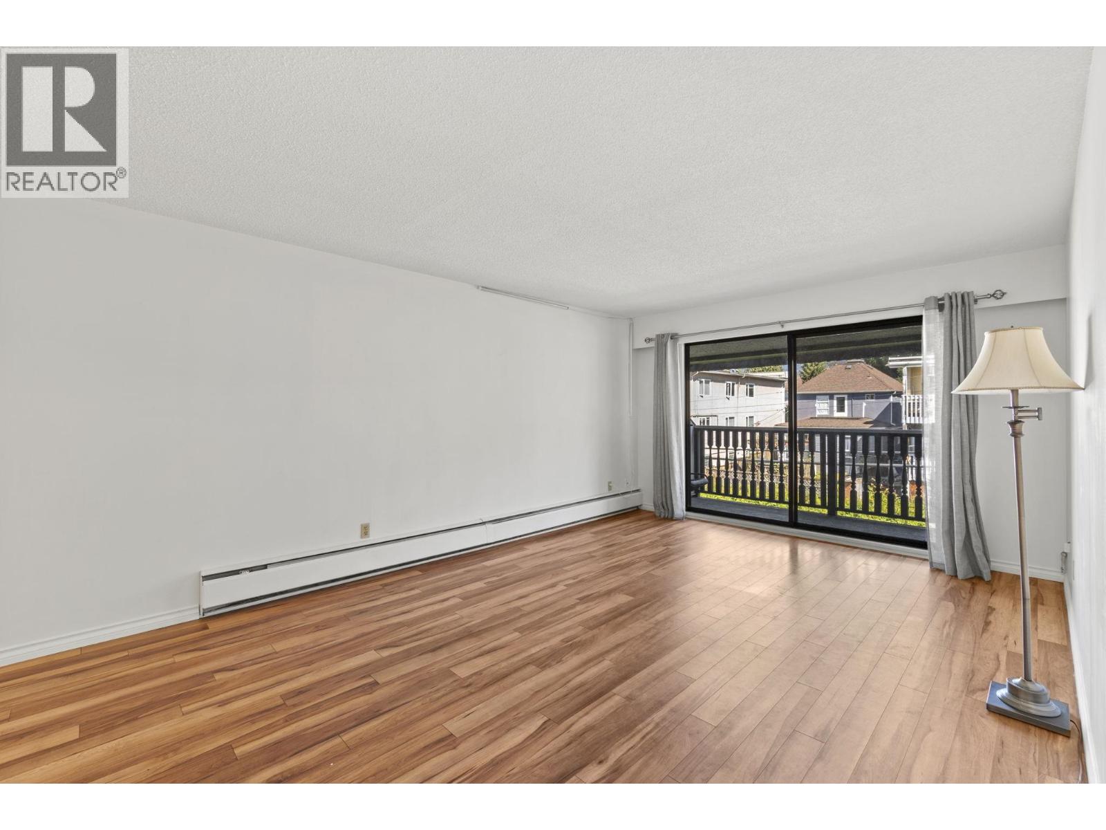 315 310 W 3RD STREET