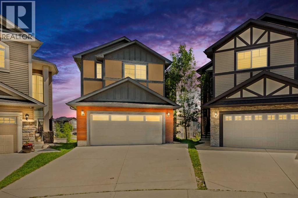 30 Saddlelake View NE
