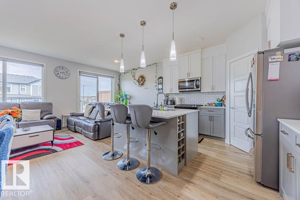1745 PLUM CR SW